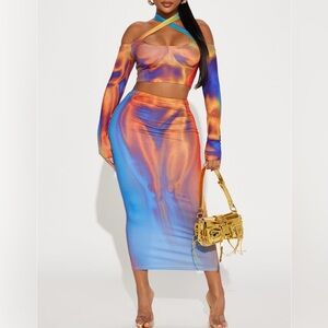 Heated multi color long sleeved skirt set